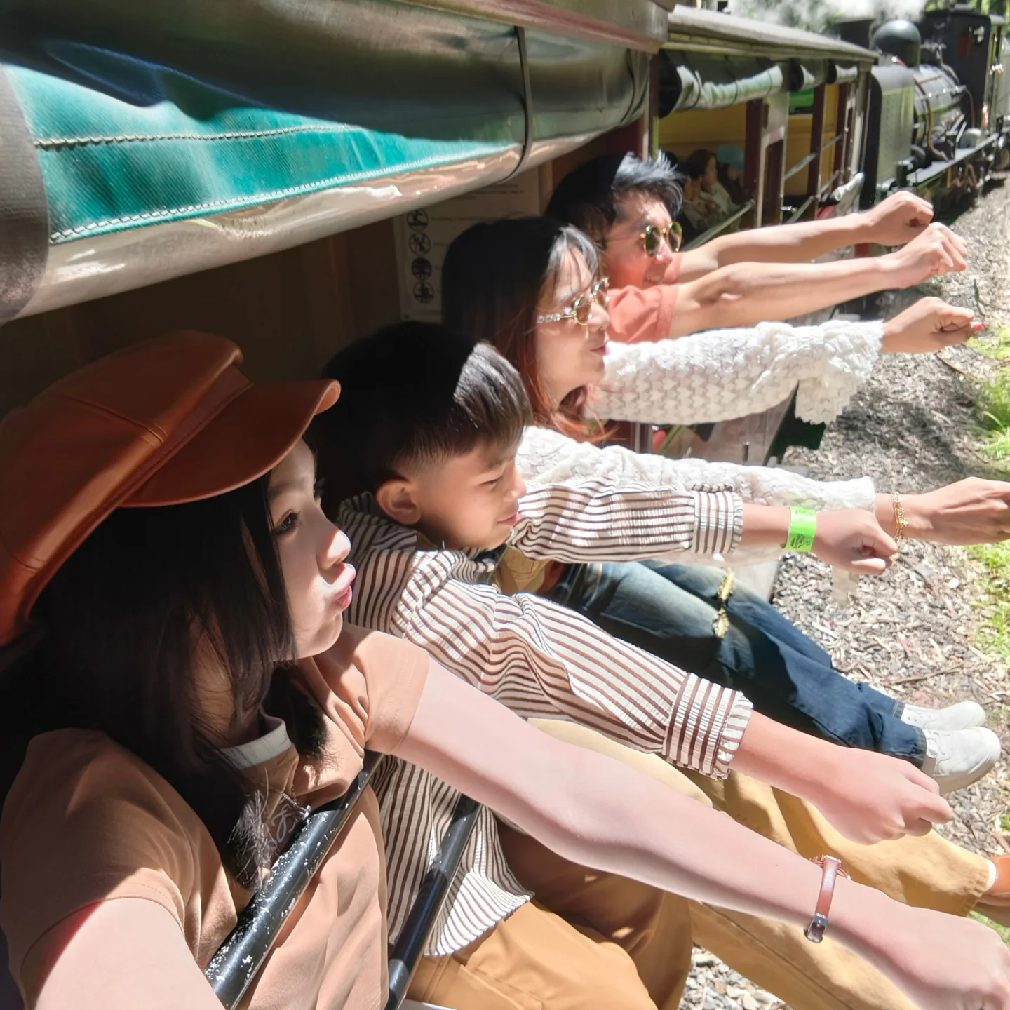 อินเตอร์ - รุ่งรดา รุ่งลิขิตเจริญ