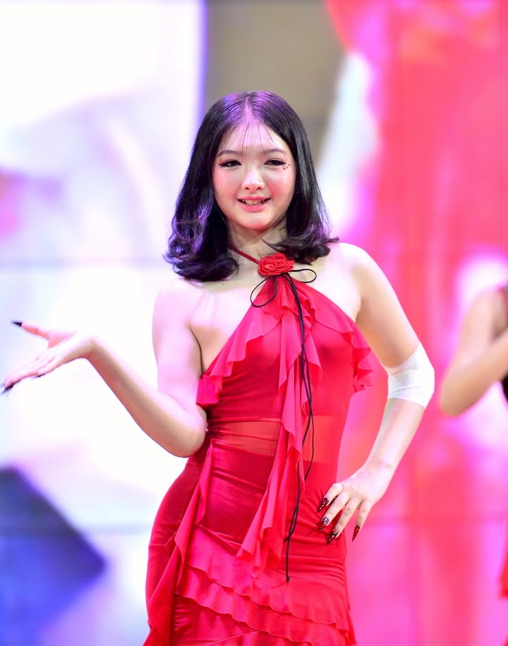 อินเตอร์ - รุ่งรดา รุ่งลิขิตเจริญ