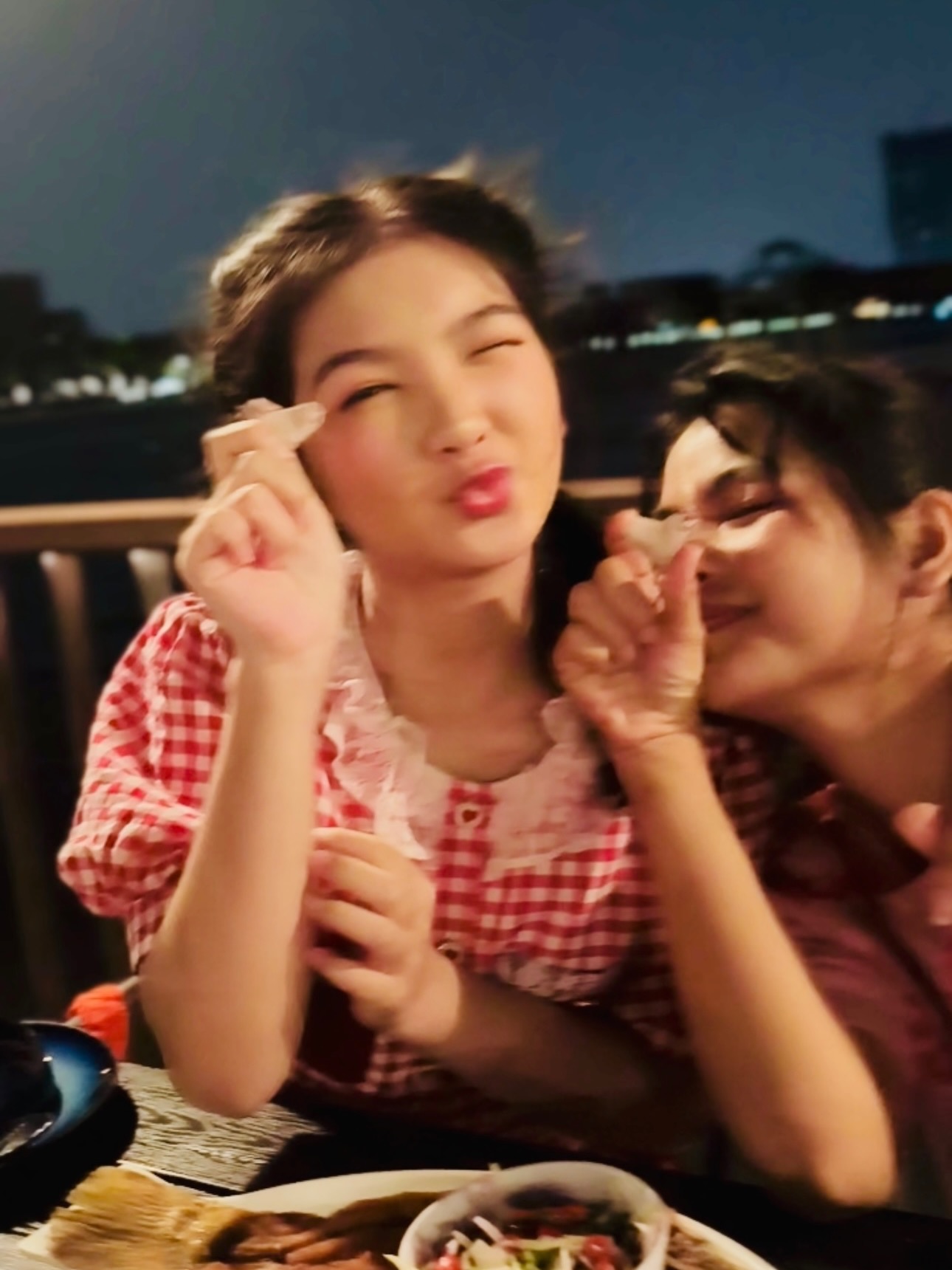 อินเตอร์ - รุ่งรดา รุ่งลิขิตเจริญ