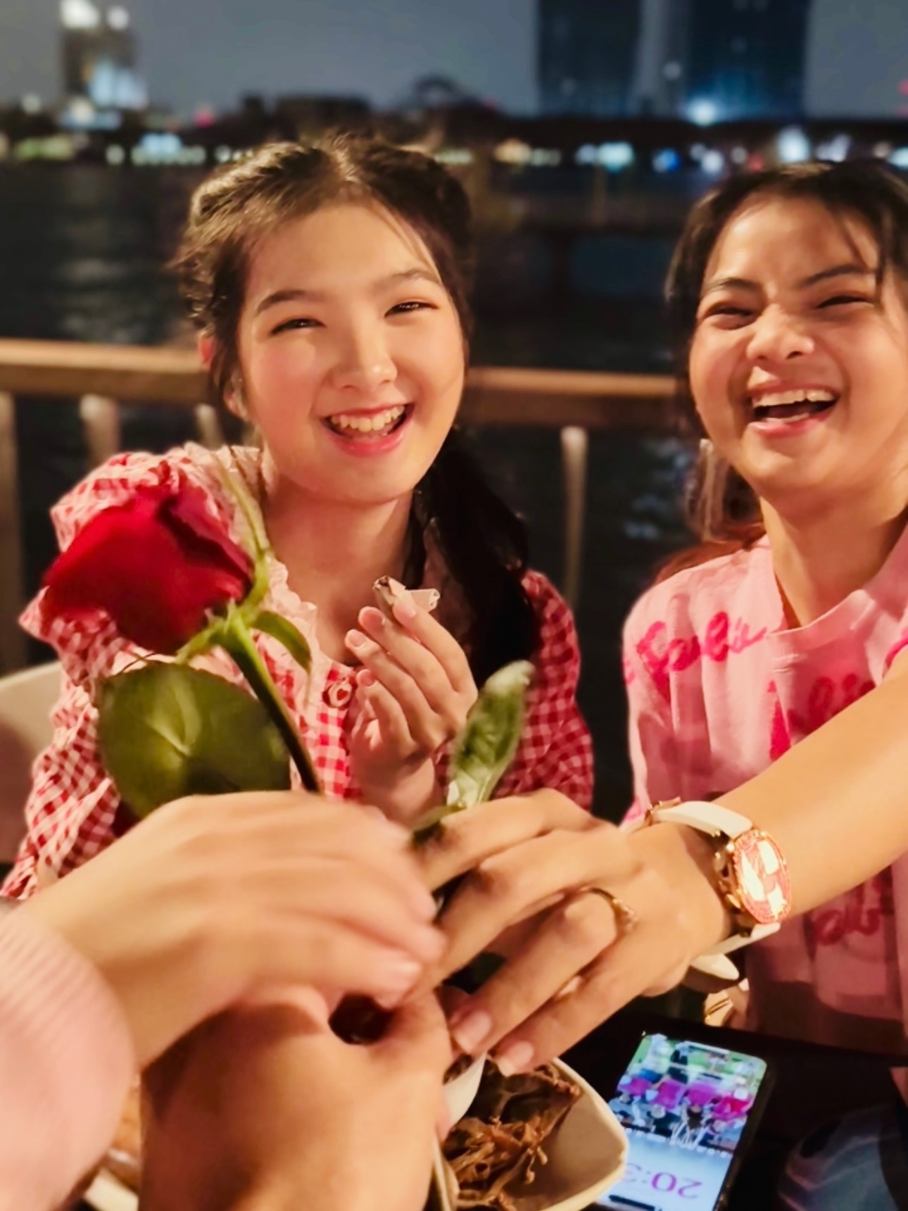 อินเตอร์ - รุ่งรดา รุ่งลิขิตเจริญ