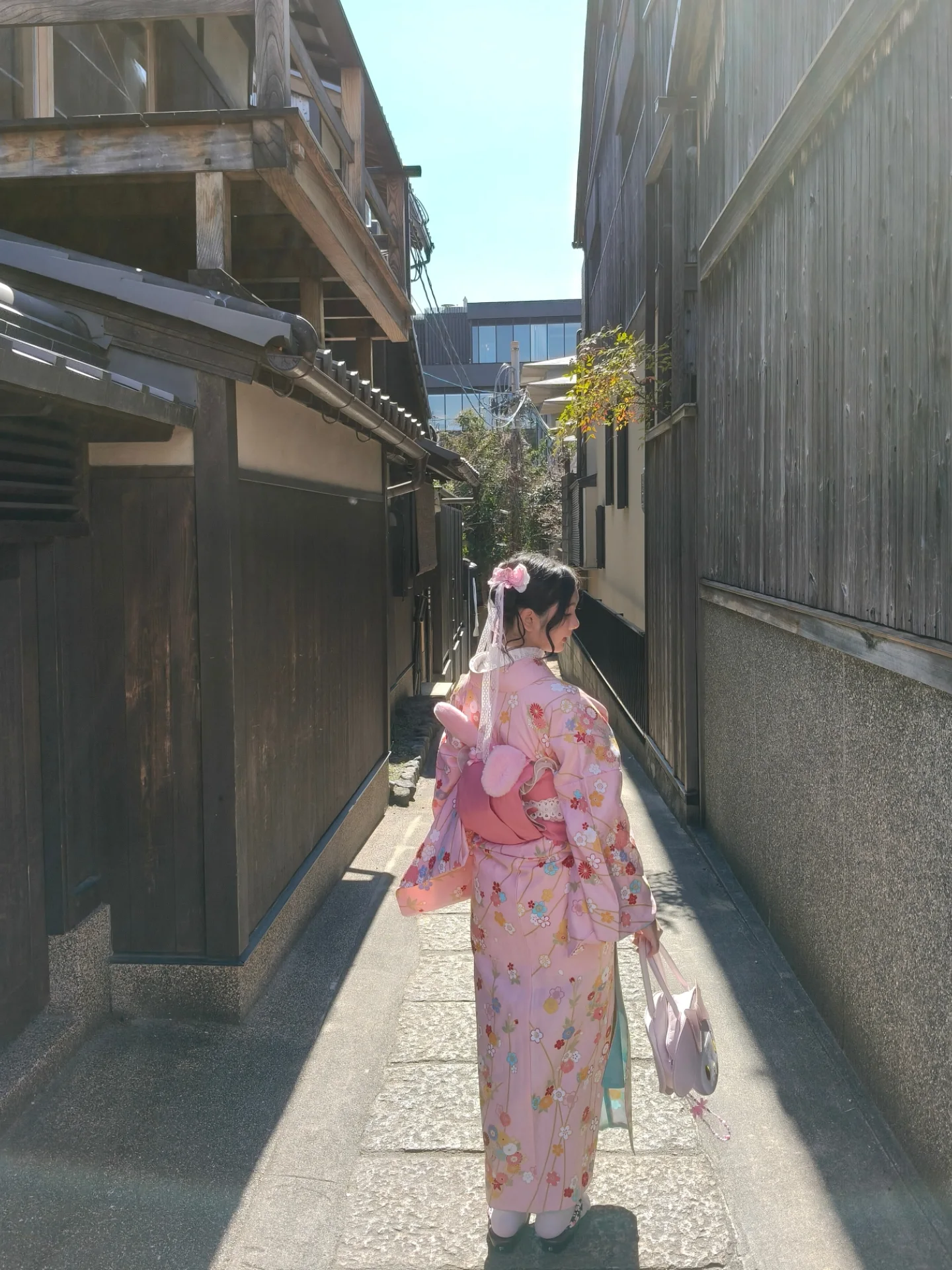 อินเตอร์ - รุ่งรดา รุ่งลิขิตเจริญ