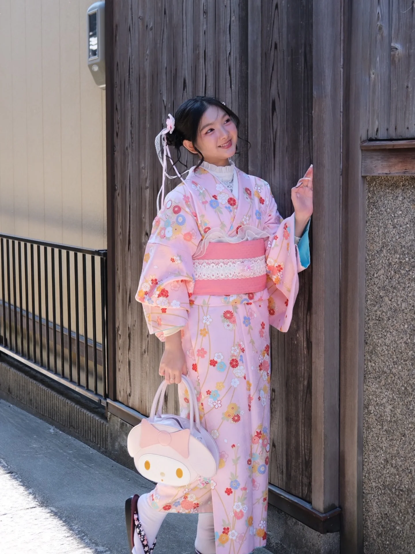 อินเตอร์ - รุ่งรดา รุ่งลิขิตเจริญ