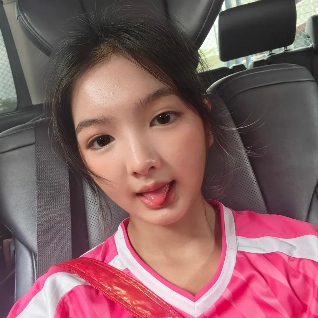 อินเตอร์ - รุ่งรดา รุ่งลิขิตเจริญ