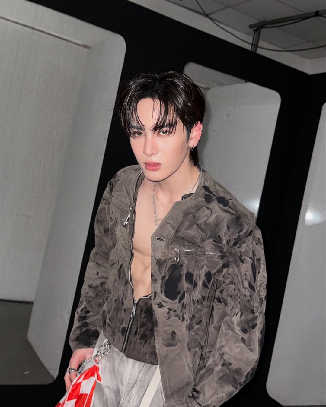 แซนต้า - พงศภัค อุดมโภชน์