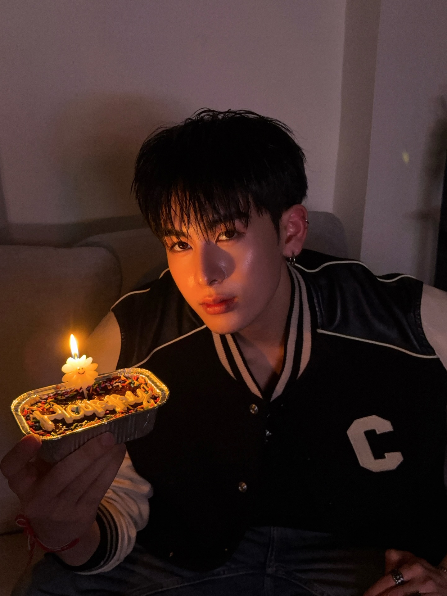 แซนต้า - พงศภัค อุดมโภชน์