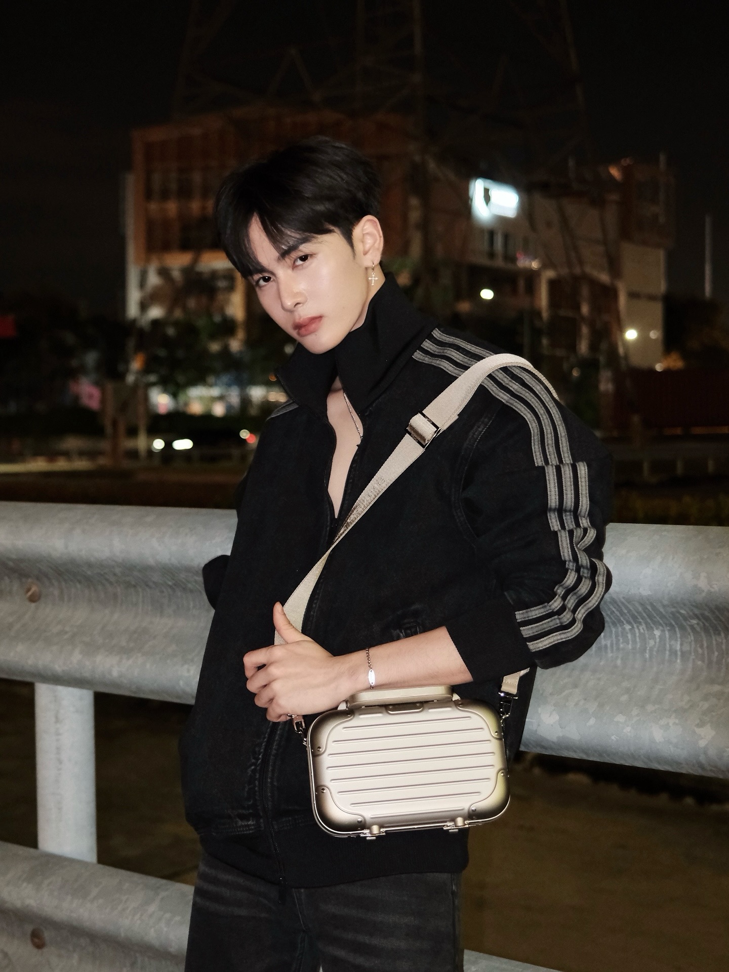 แซนต้า - พงศภัค อุดมโภชน์