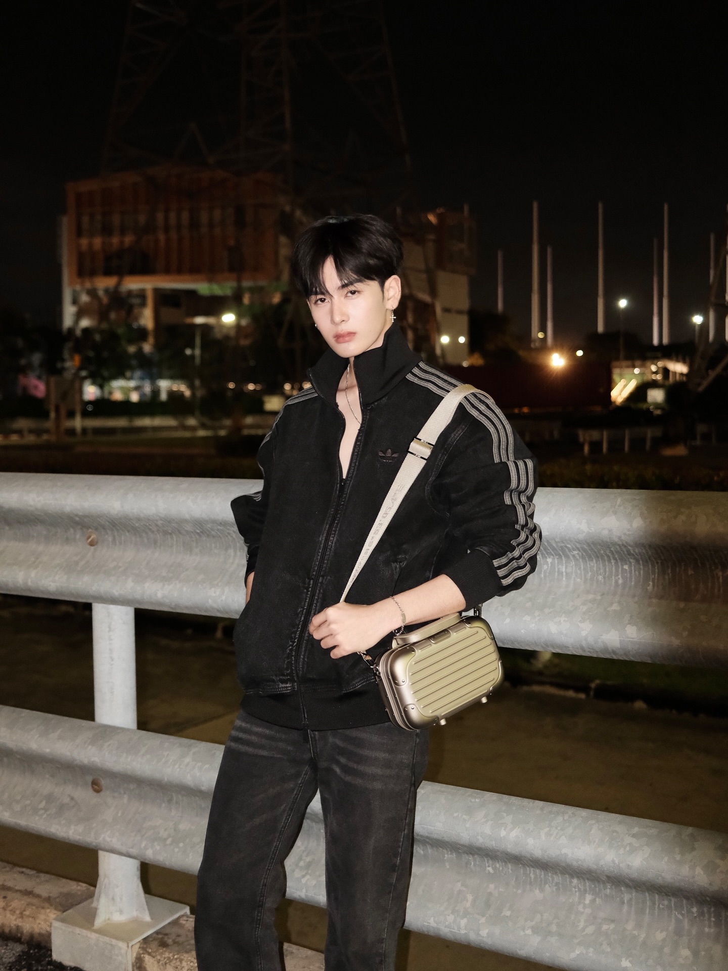 แซนต้า - พงศภัค อุดมโภชน์