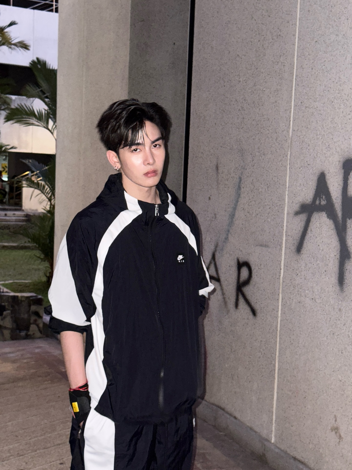 แซนต้า - พงศภัค อุดมโภชน์