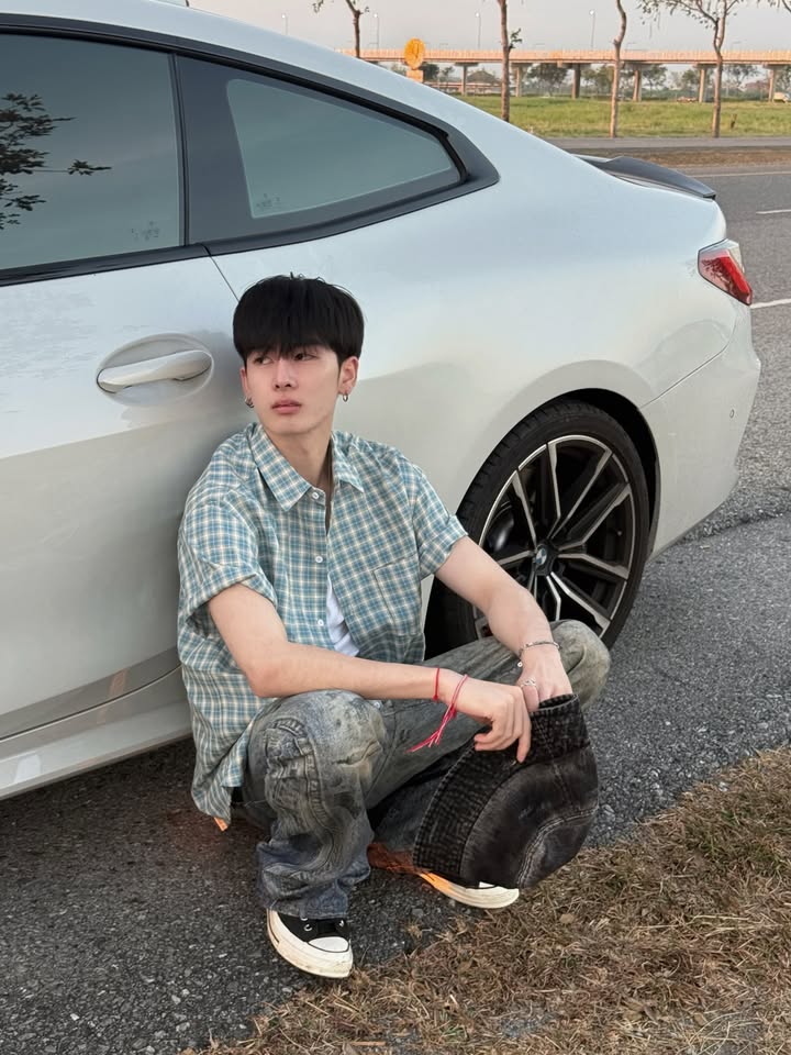 แซนต้า - พงศภัค อุดมโภชน์