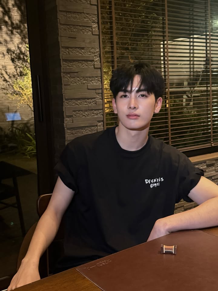 แซนต้า - พงศภัค อุดมโภชน์