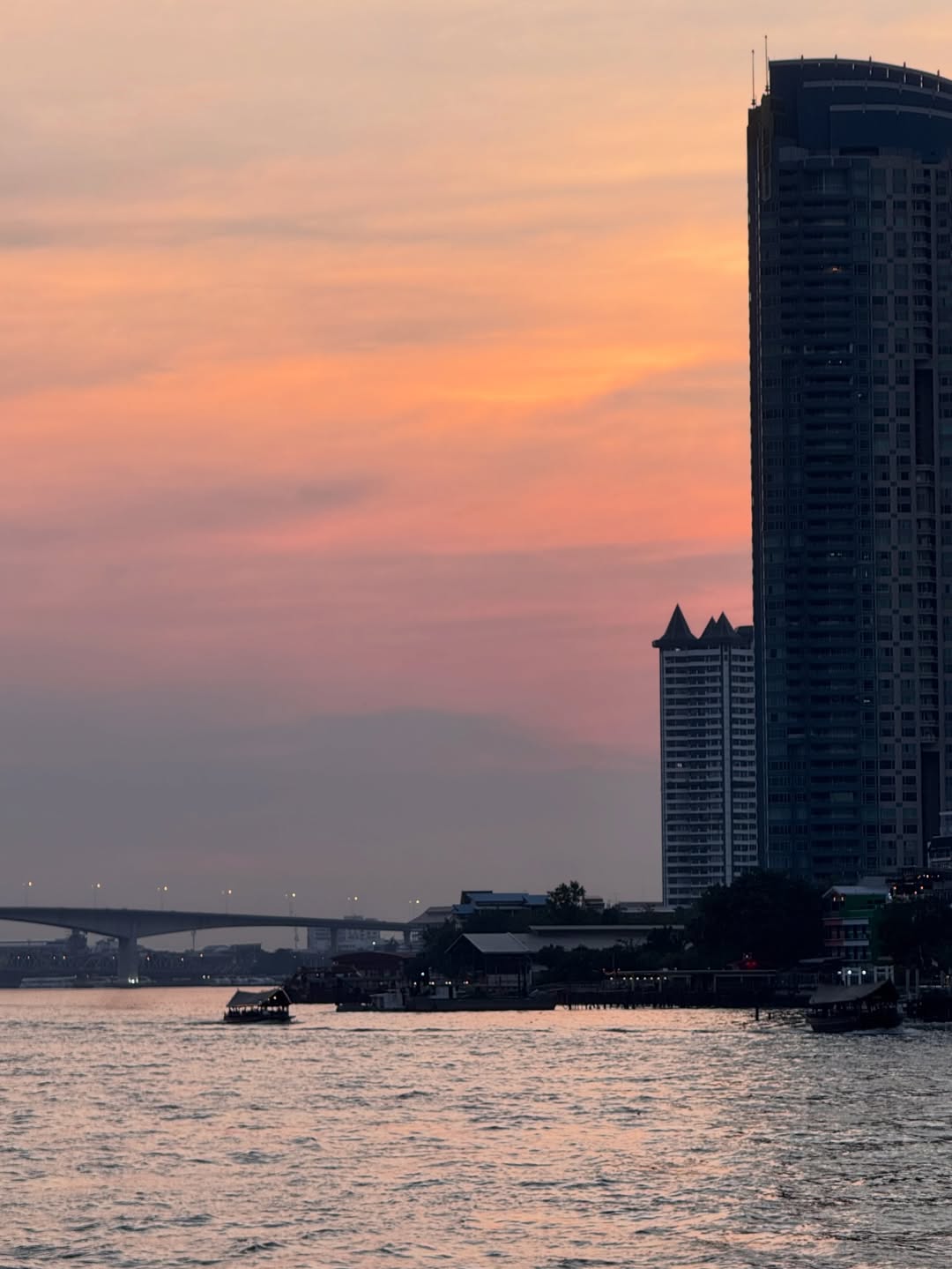 แซนต้า - พงศภัค อุดมโภชน์