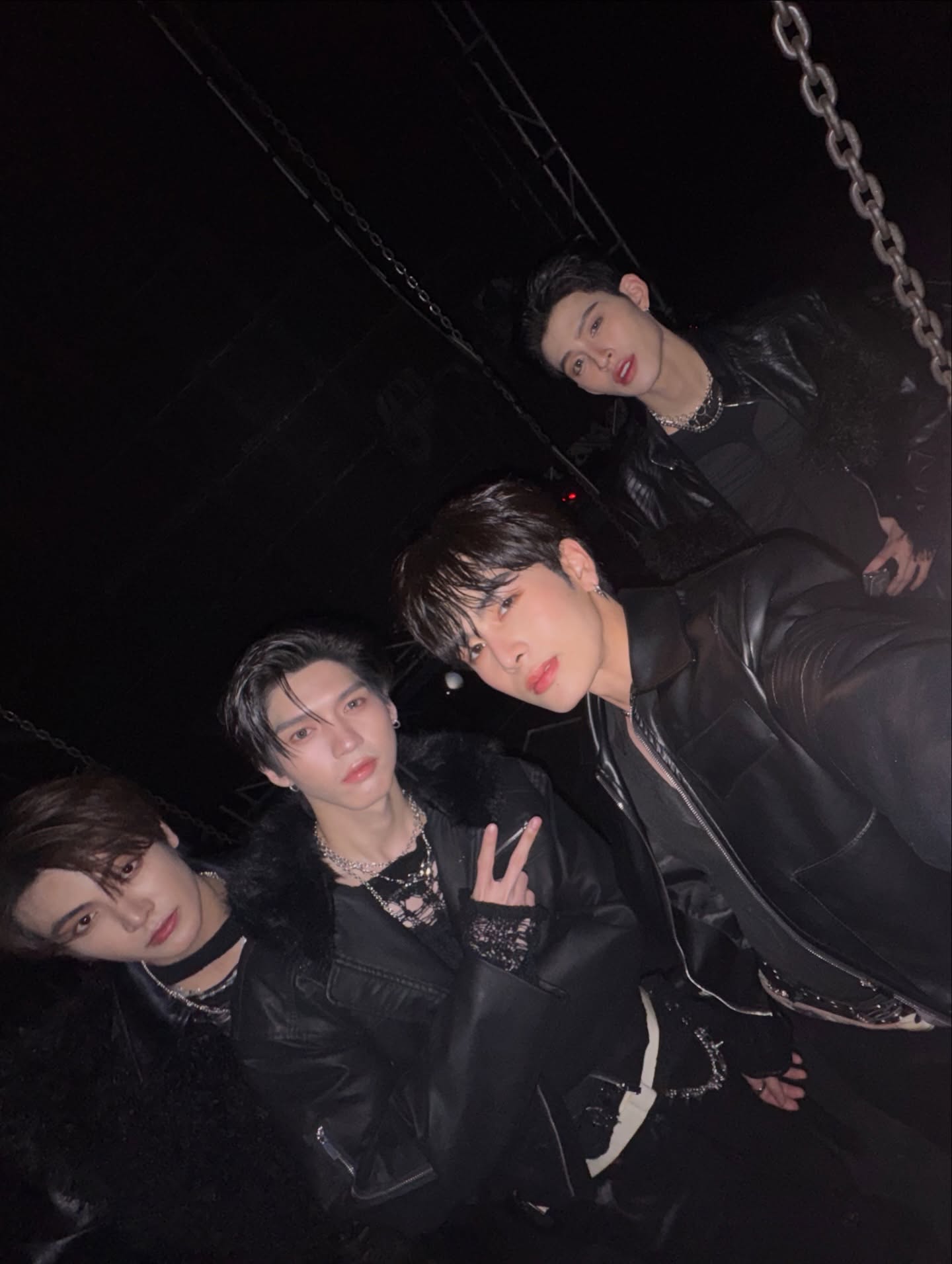 แซนต้า - พงศภัค อุดมโภชน์