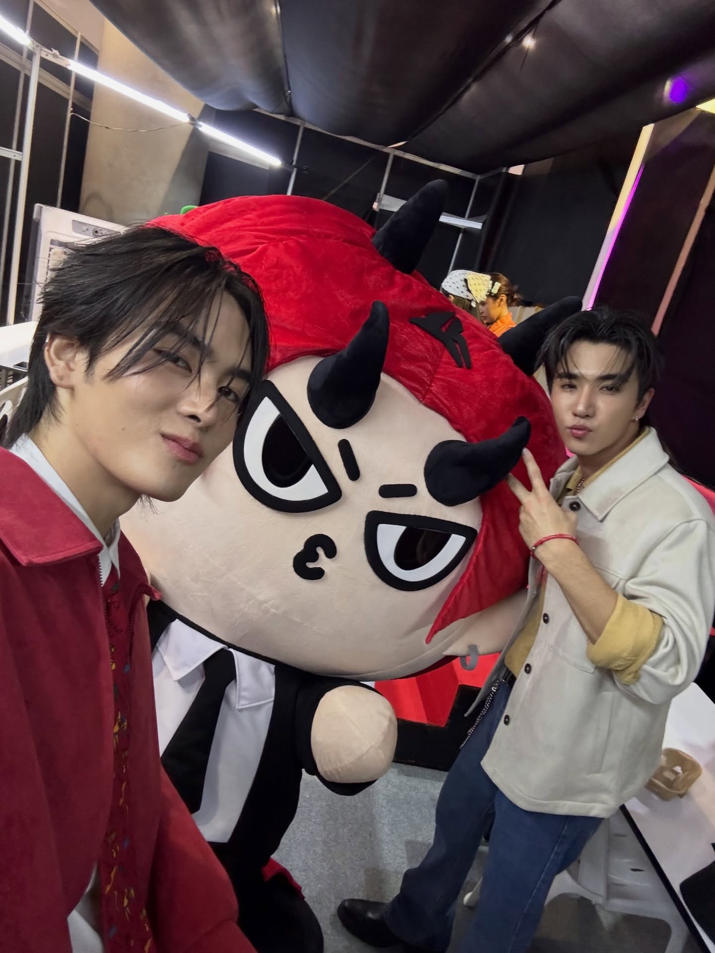 แซนต้า - พงศภัค อุดมโภชน์