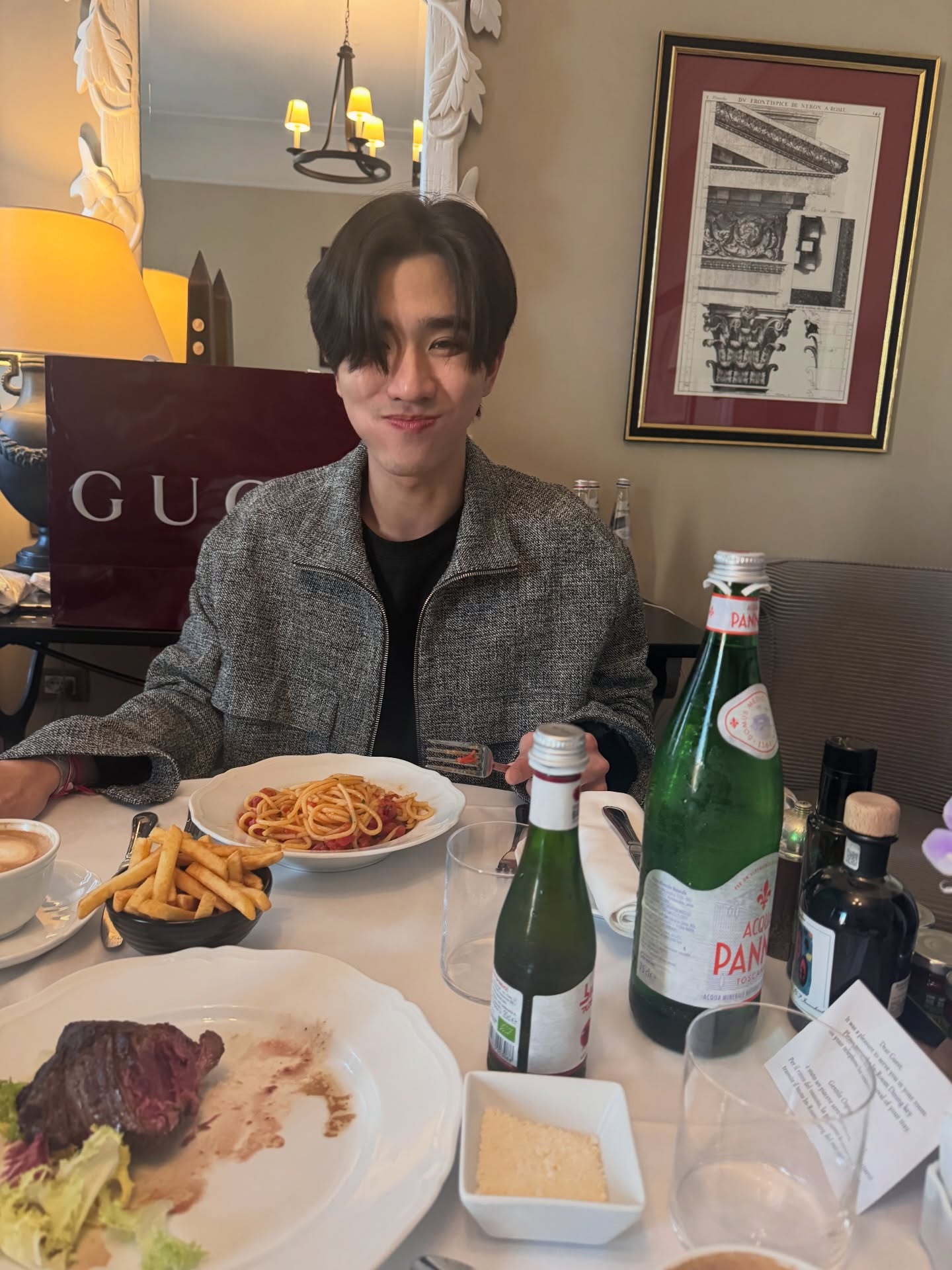 แซนต้า - พงศภัค อุดมโภชน์