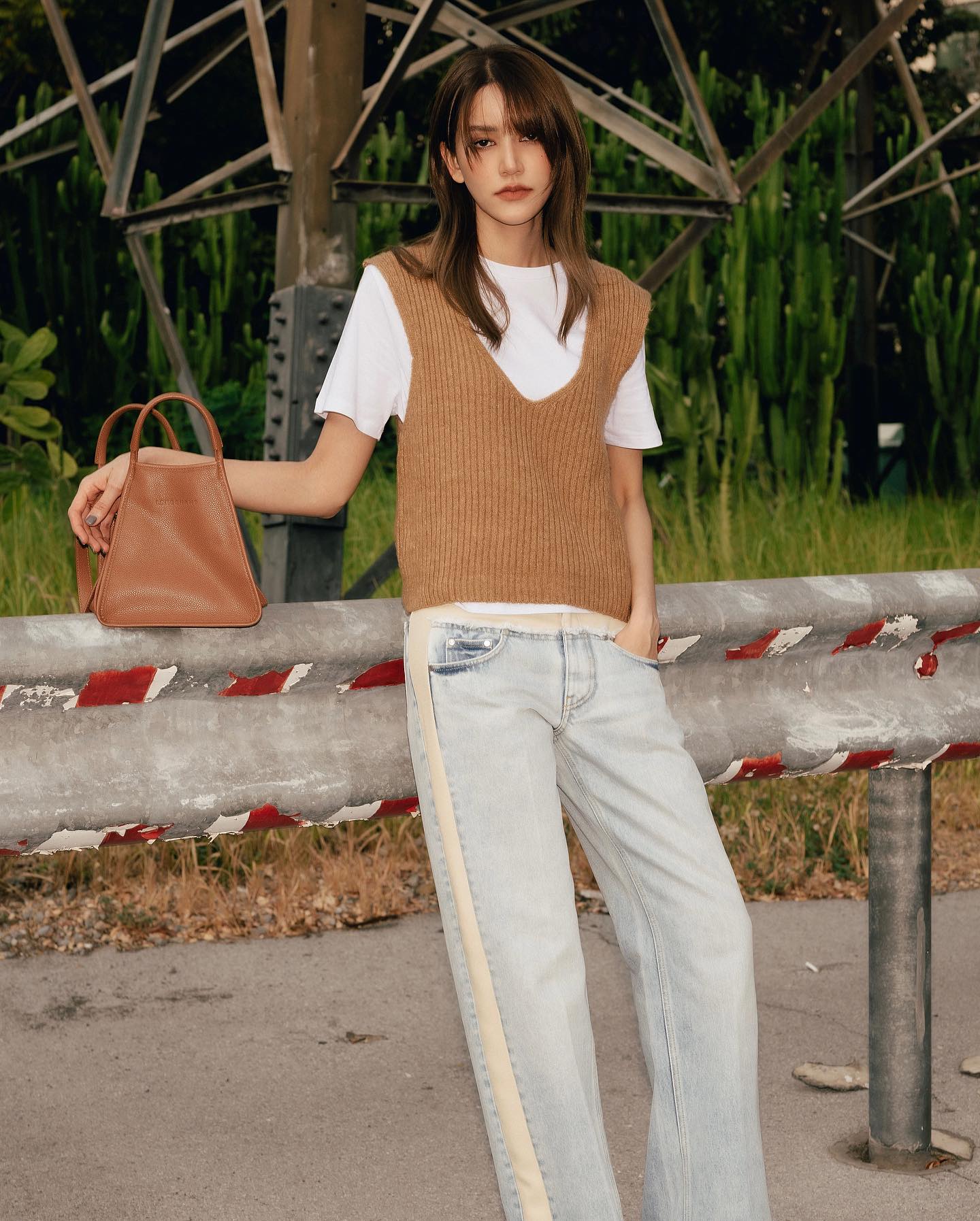 ไอซ์ - อมีนา กูล