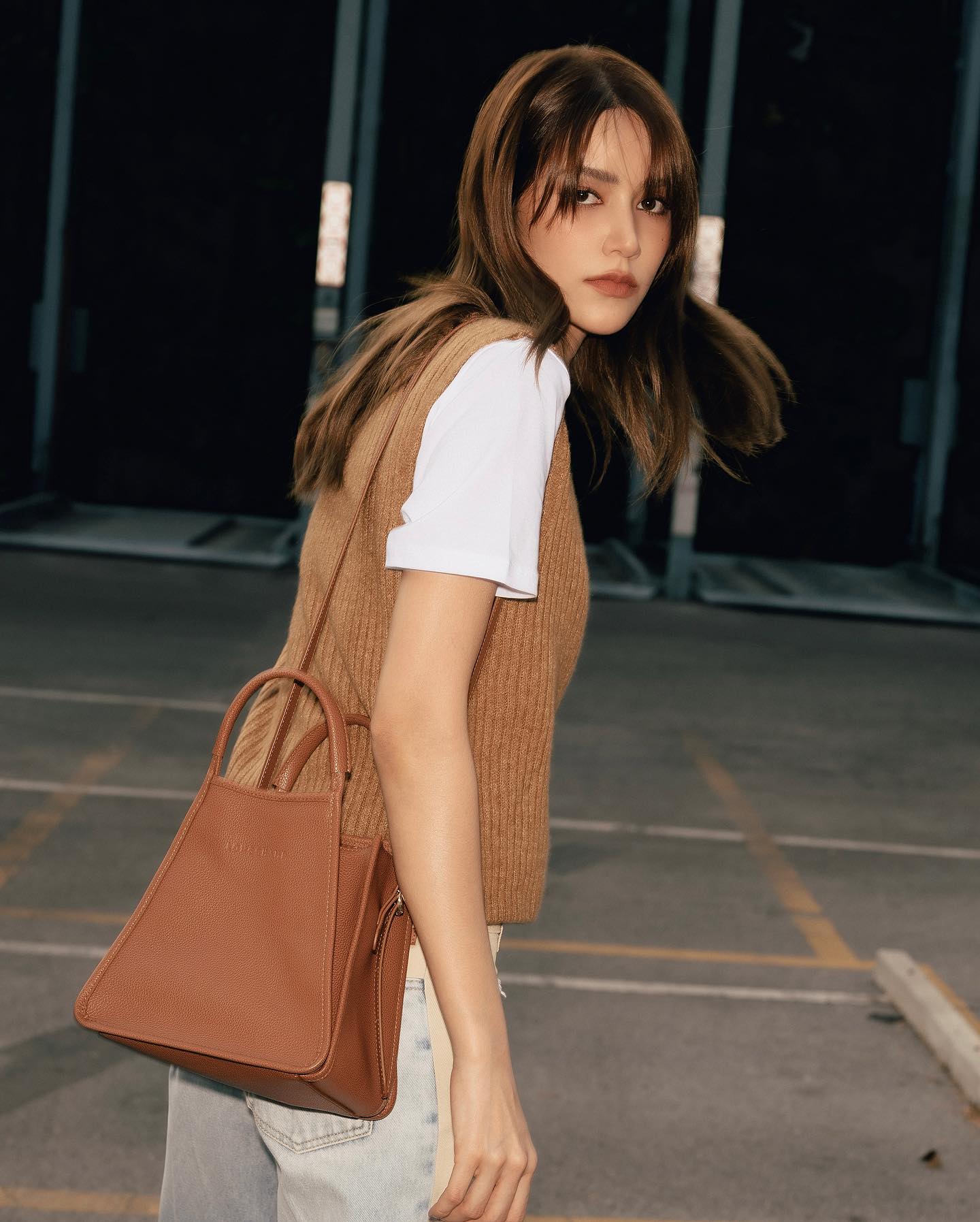 ไอซ์ - อมีนา กูล