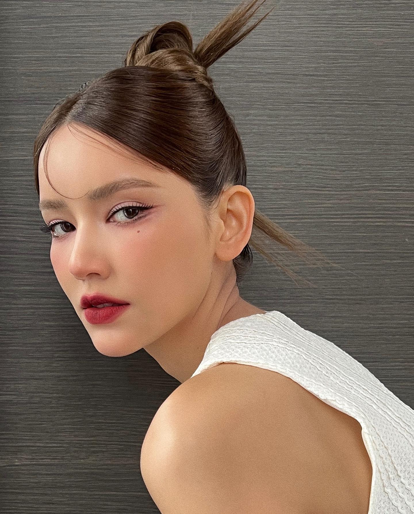 ไอซ์ - อมีนา กูล