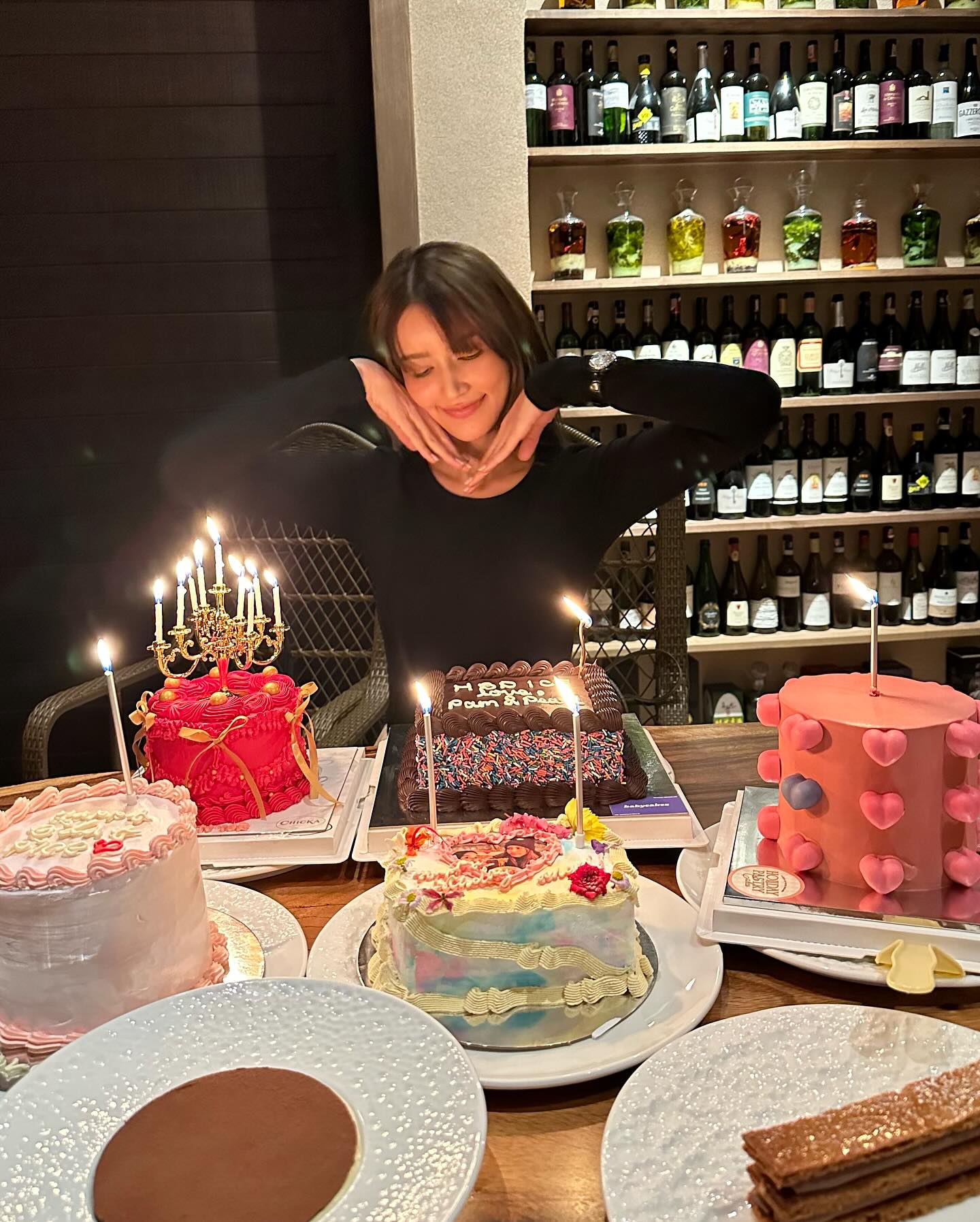 ไอซ์ - อมีนา กูล