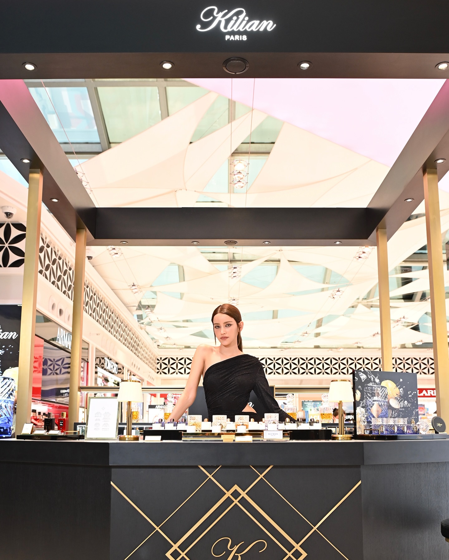 ไอซ์ - อมีนา กูล