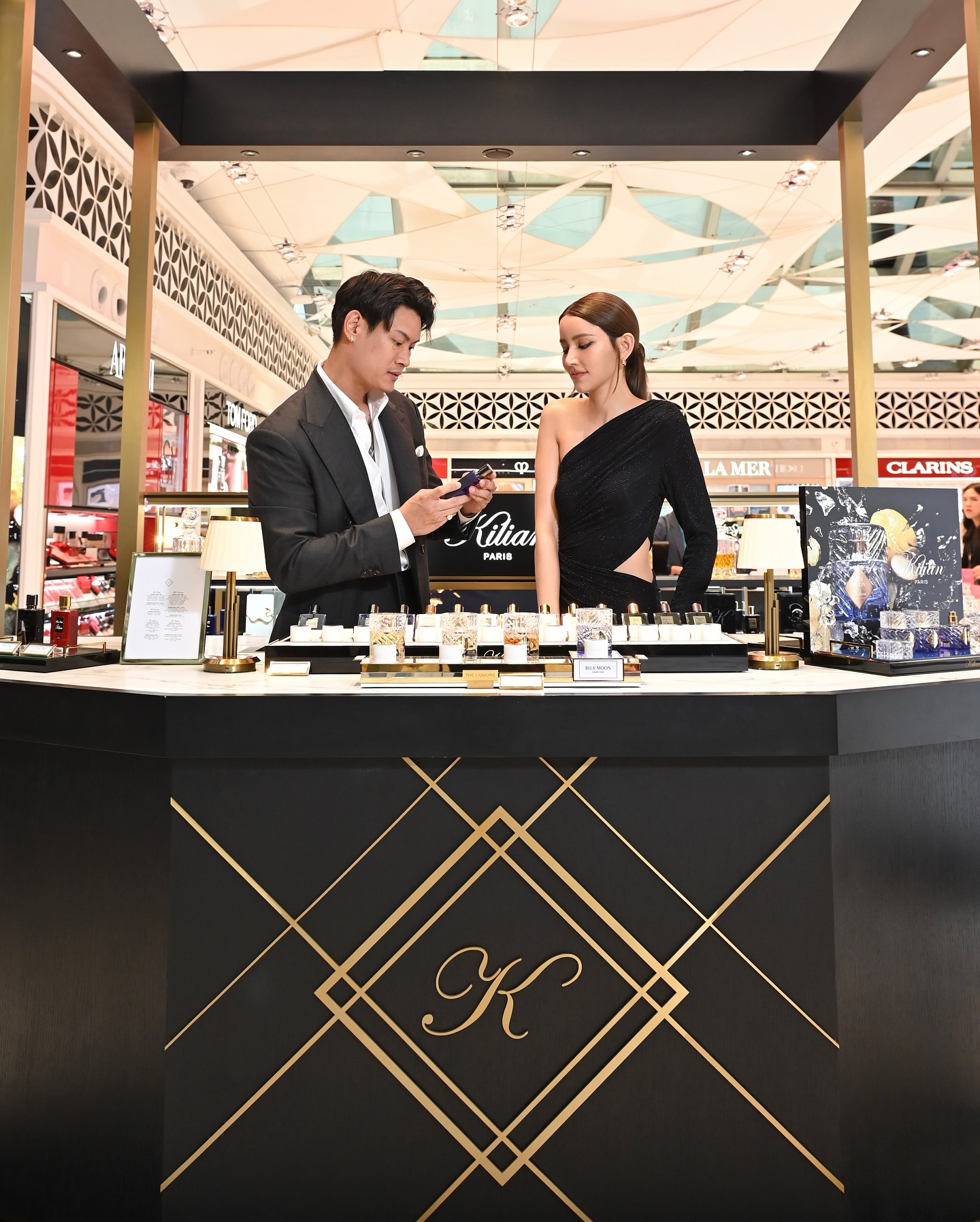 ไอซ์ - อมีนา กูล