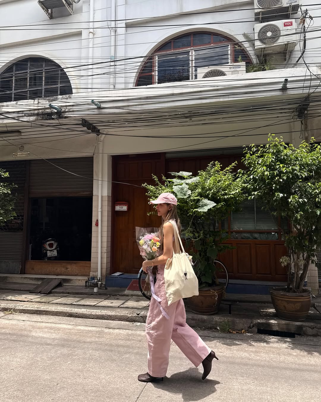 ไอซ์ - อมีนา กูล