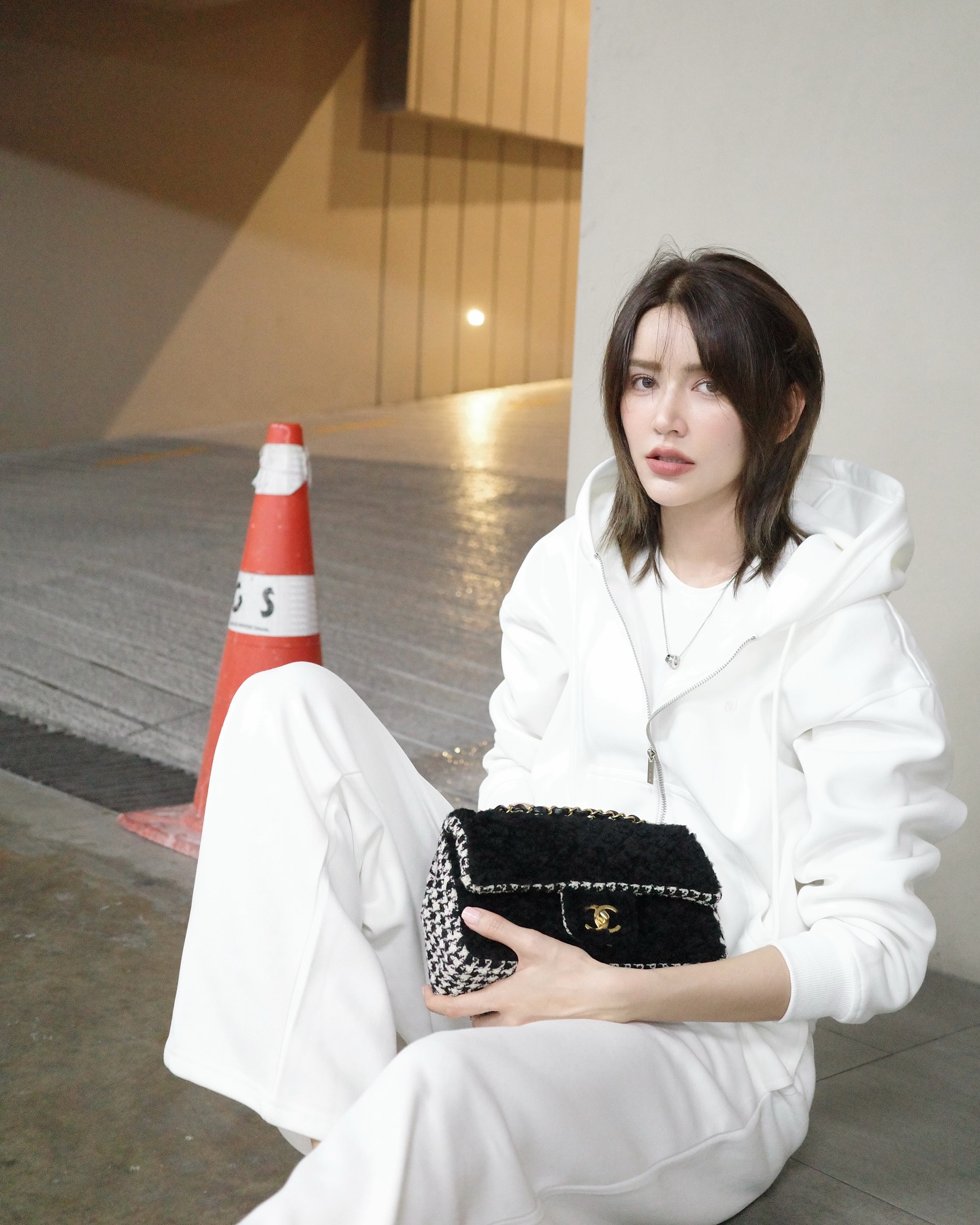 ไอซ์ - อมีนา กูล