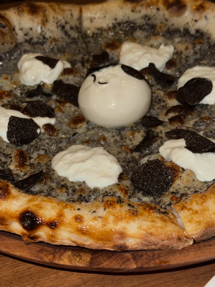 ไอซ์ - อมีนา กูล