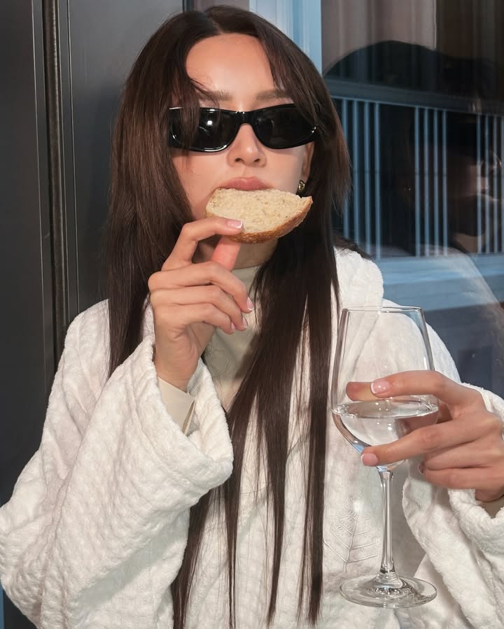 ไอซ์ - อมีนา กูล