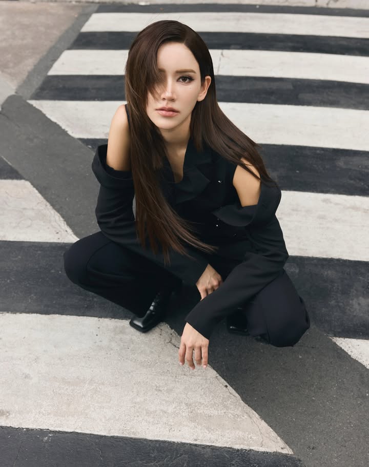 ไอซ์ - อมีนา กูล