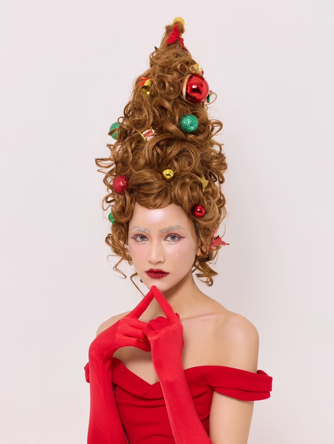 ไอซ์ - อมีนา กูล