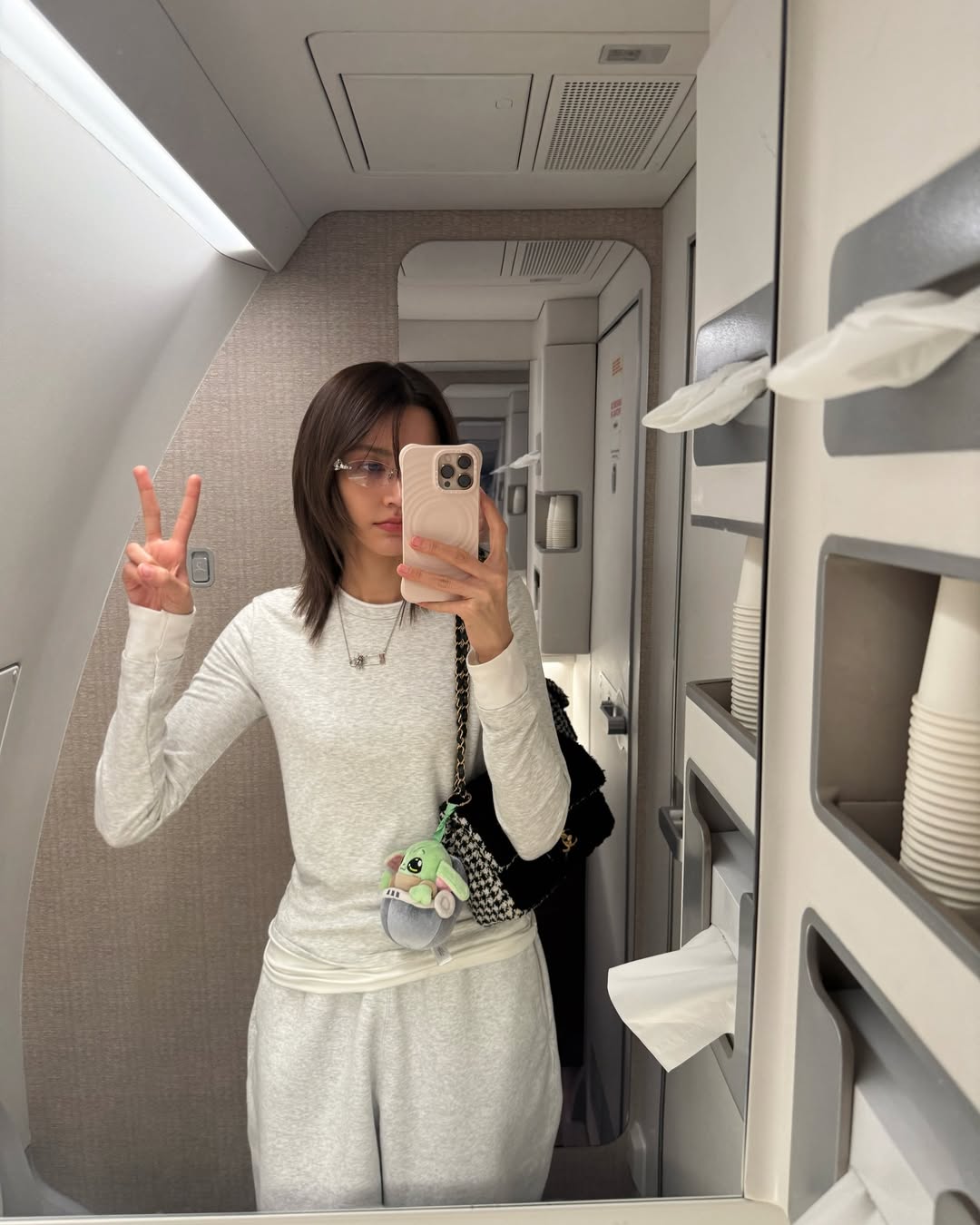 ไอซ์ - อมีนา กูล