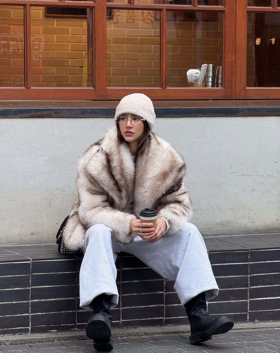 ไอซ์ - อมีนา กูล