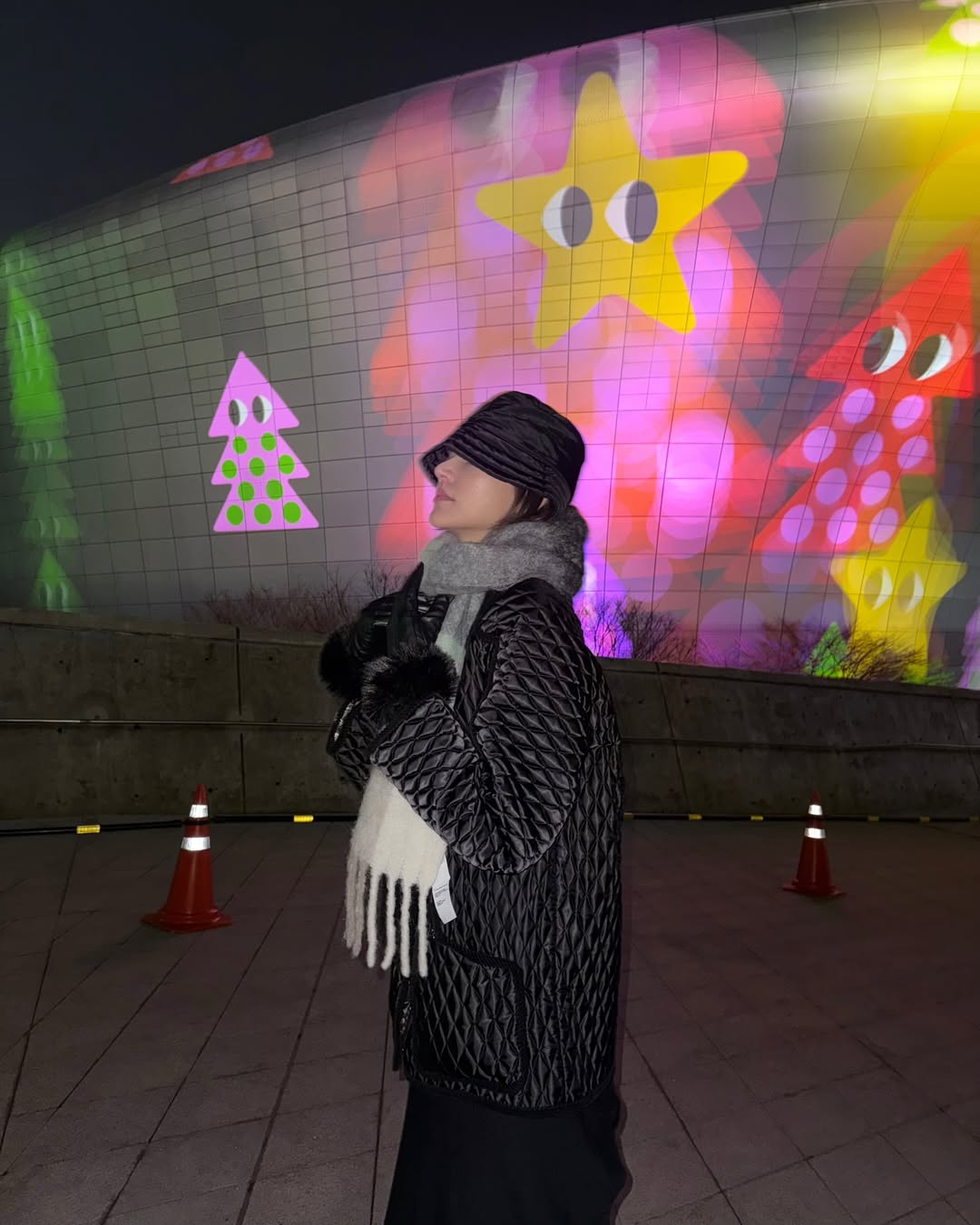 ไอซ์ - อมีนา กูล