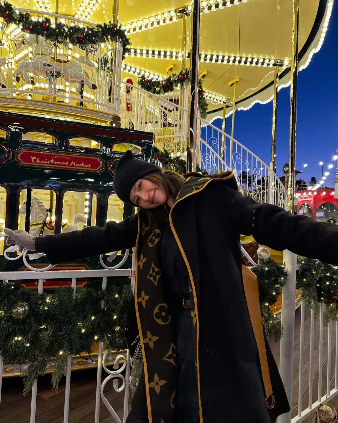 ไอซ์ - อมีนา กูล