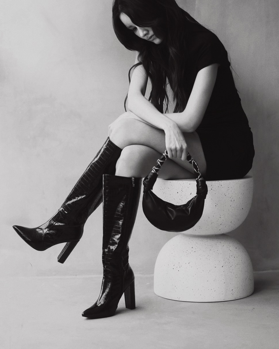 ไอซ์ - อมีนา กูล