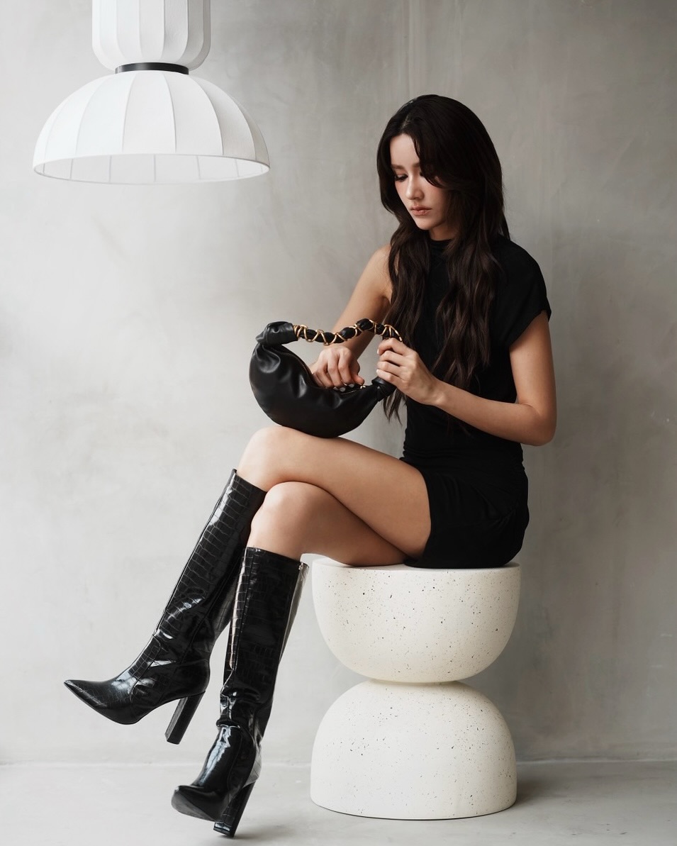 ไอซ์ - อมีนา กูล