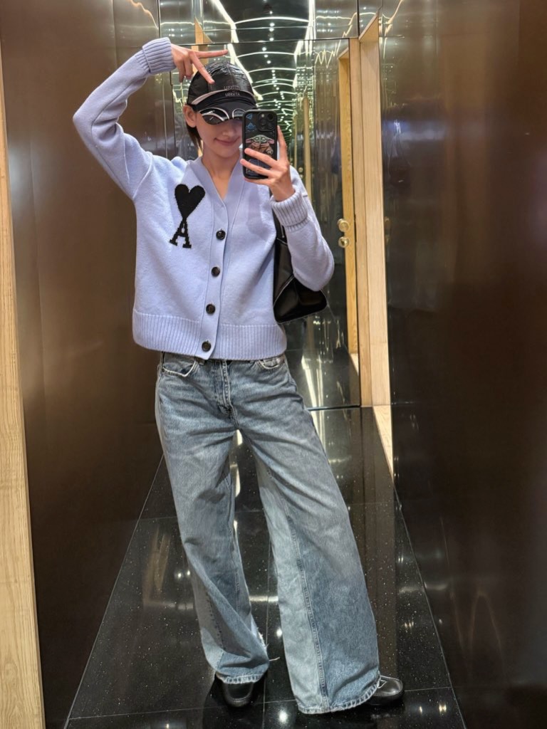 ไอซ์ - อมีนา กูล