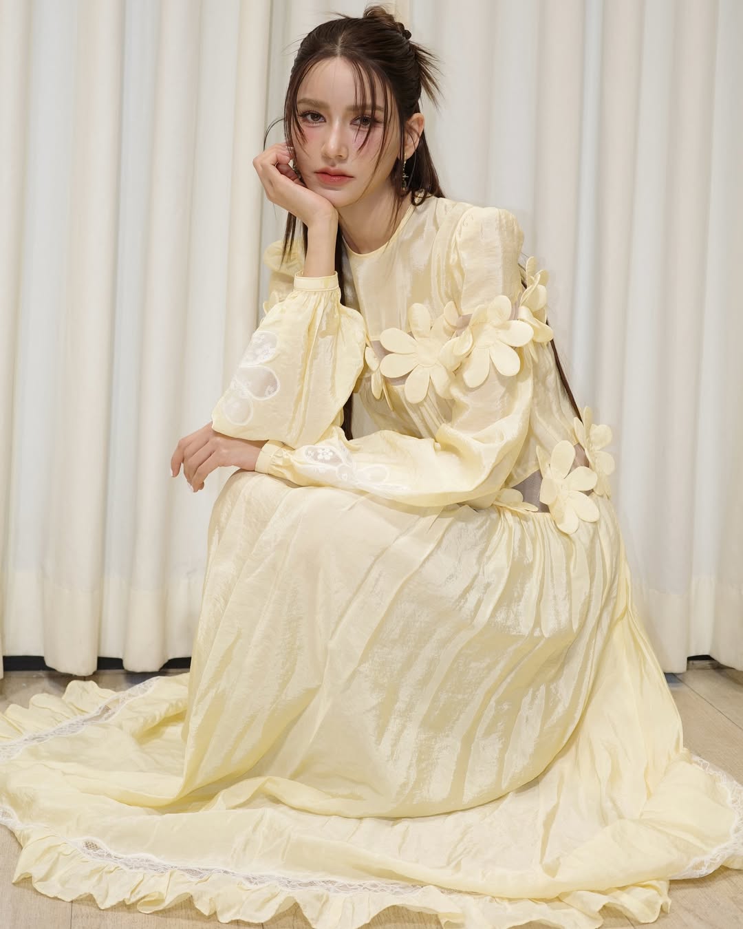 ไอซ์ - อมีนา กูล