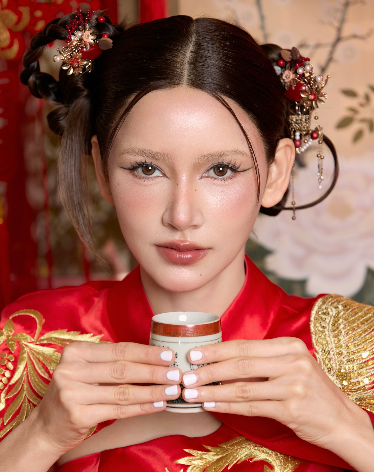 ไอซ์ - อมีนา กูล