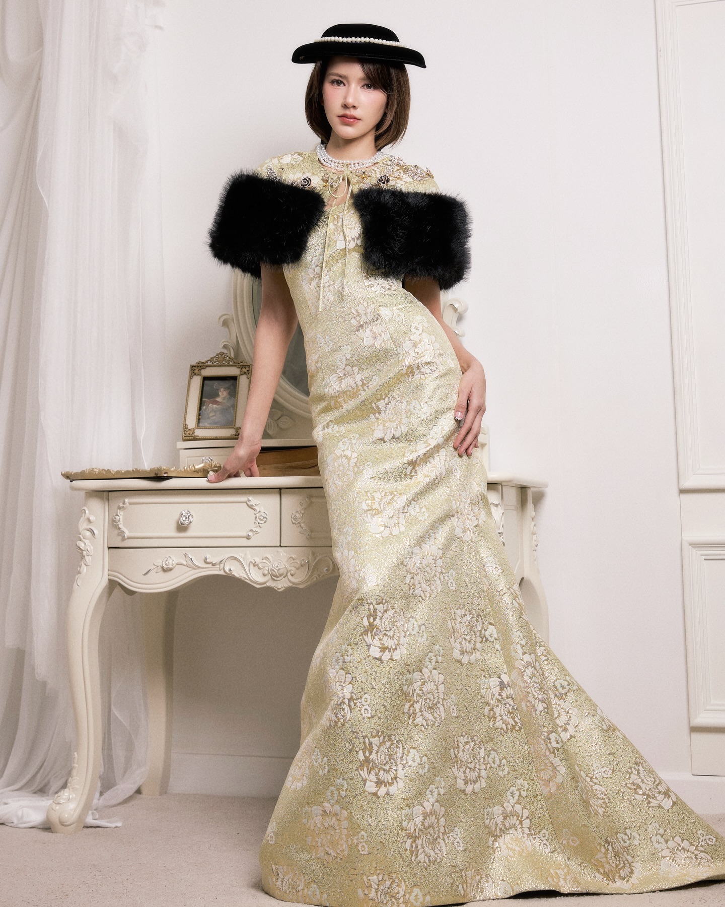 ไอซ์ - อมีนา กูล