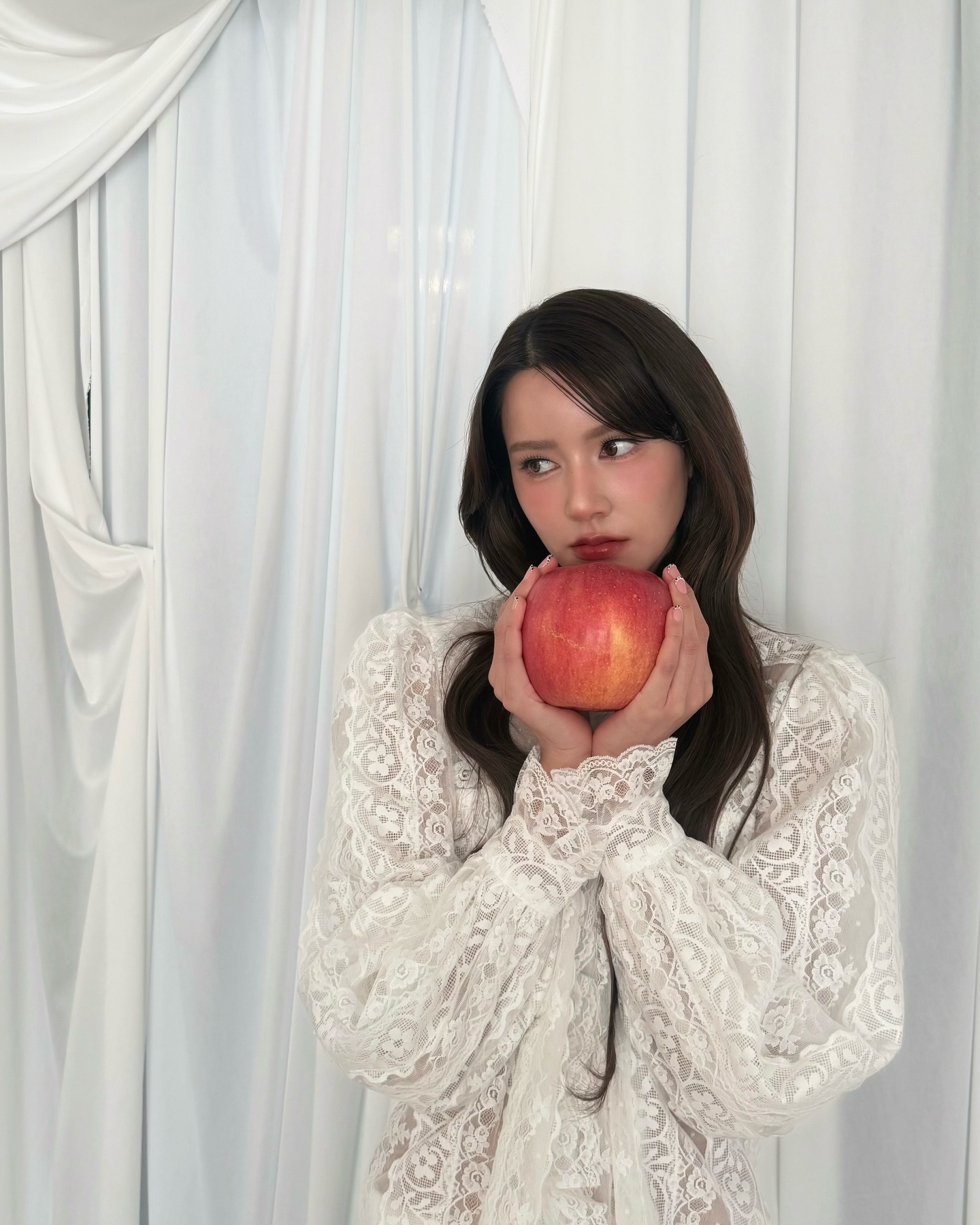 ไอซ์ - อมีนา กูล