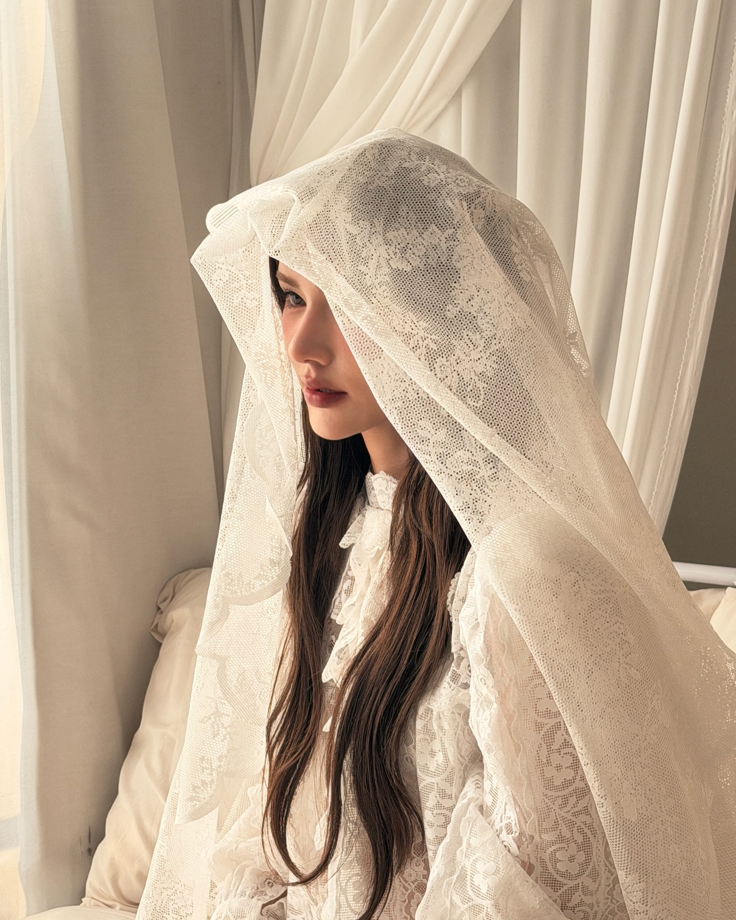 ไอซ์ - อมีนา กูล