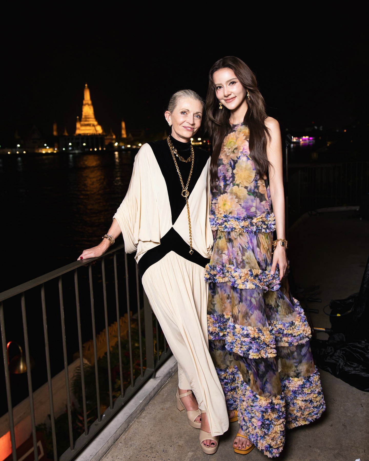 ไอซ์ - อมีนา กูล