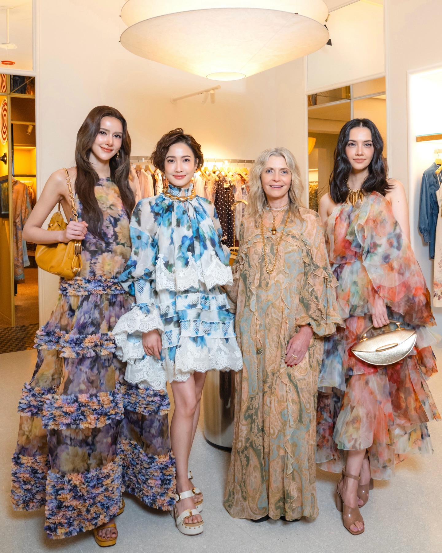 ไอซ์ - อมีนา กูล