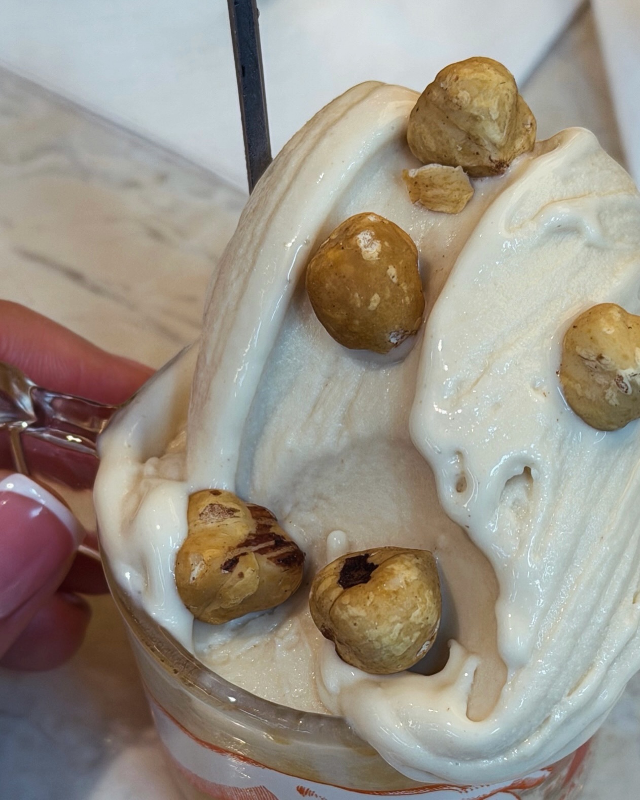 ไอซ์ - อมีนา กูล