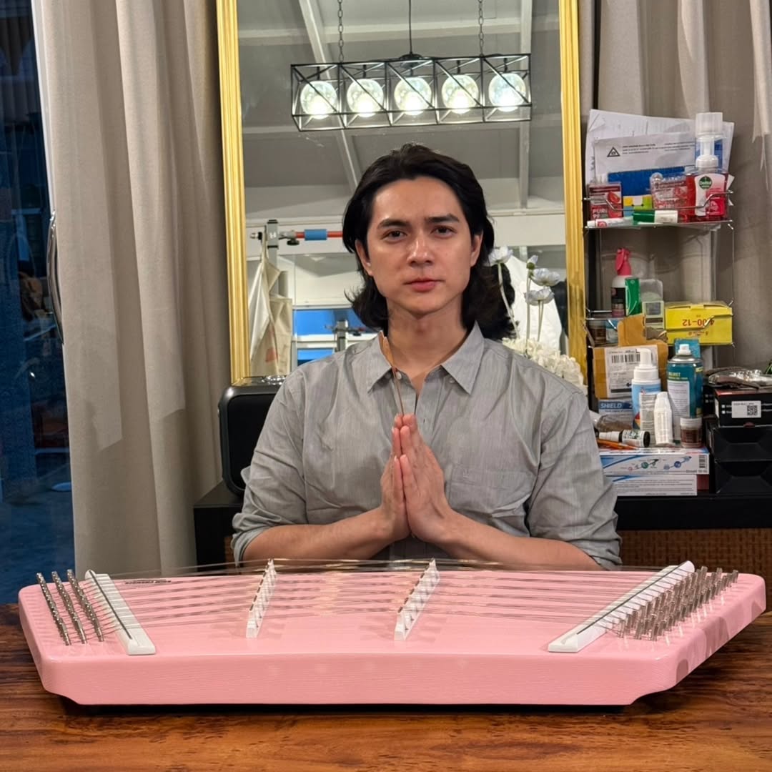 แน็ก - ชาลี ปอทเจส