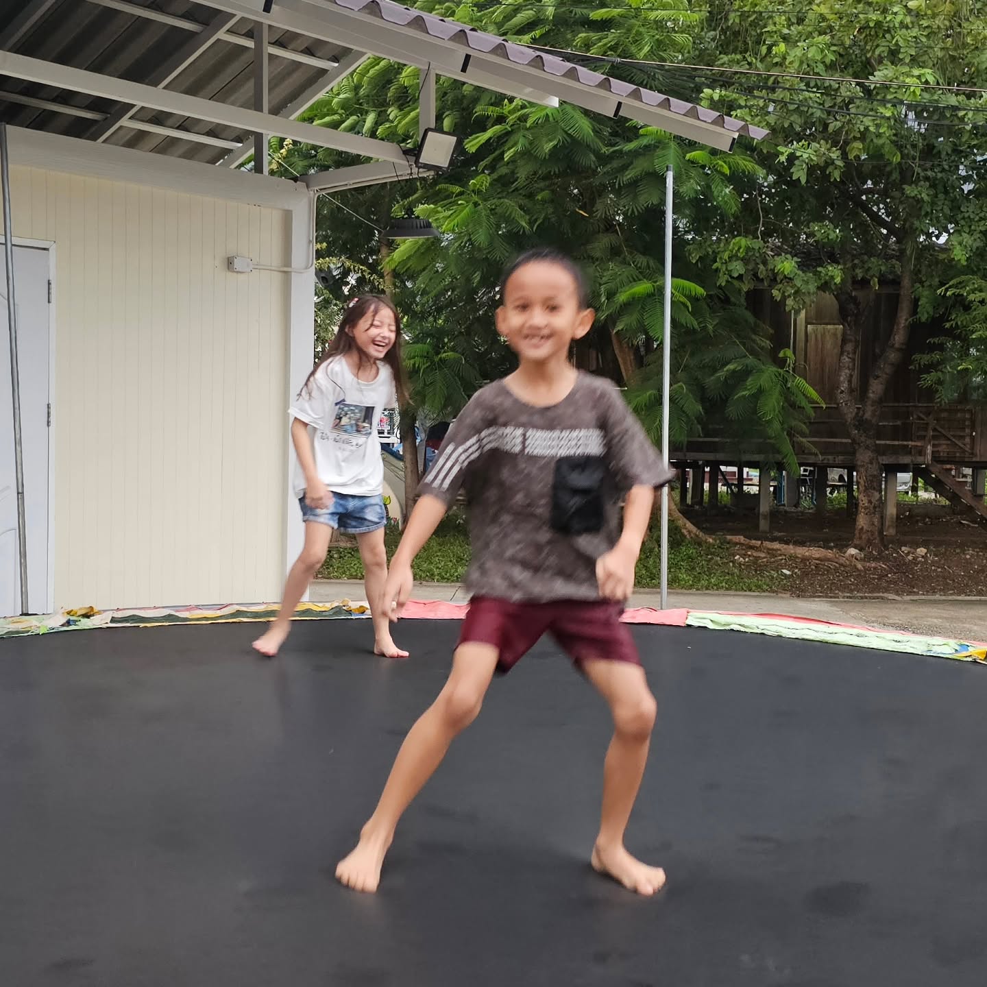 แน็ก - ชาลี ปอทเจส