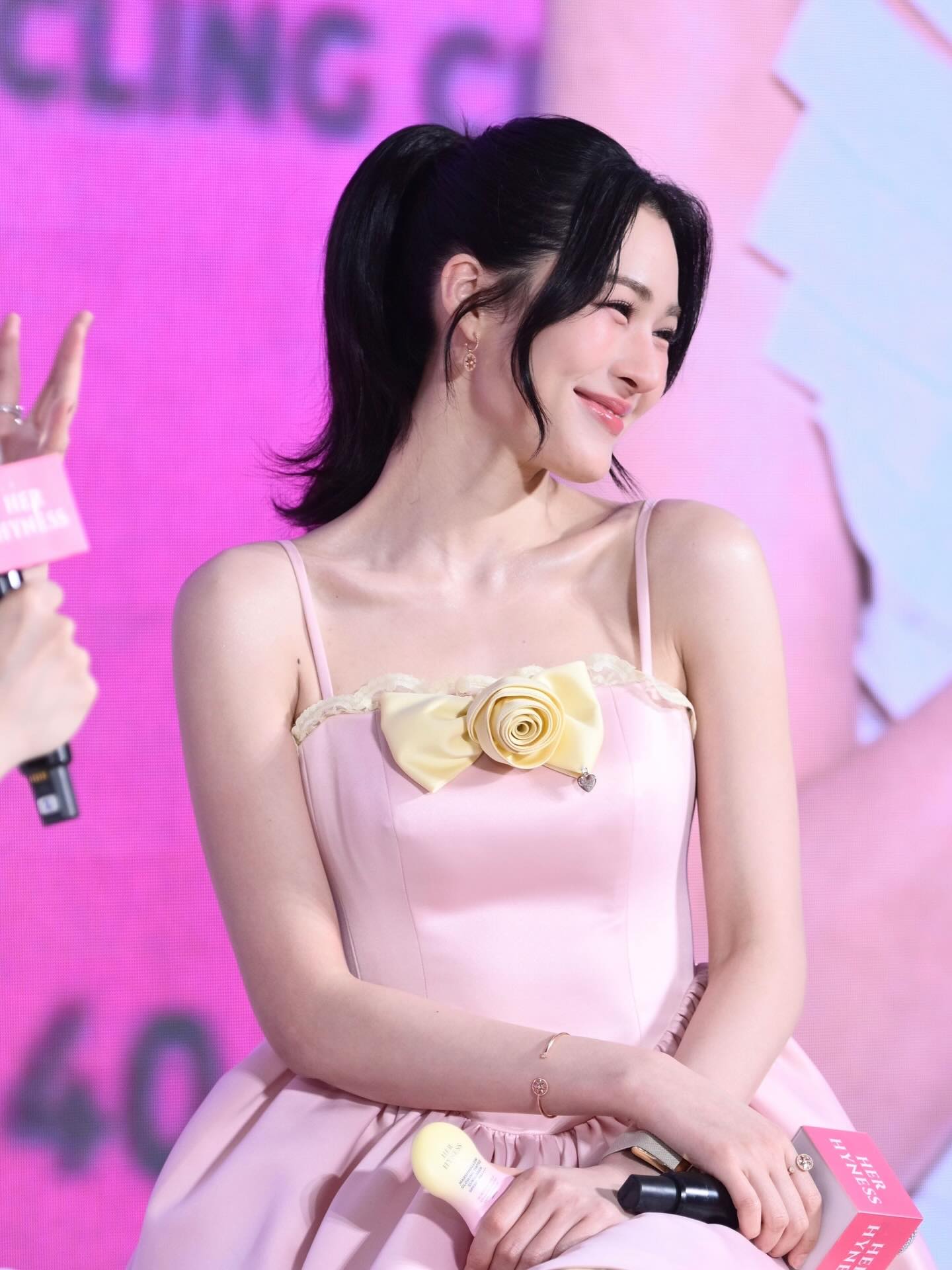 หลิงหลิง - ศิริลักษณ์ คอง