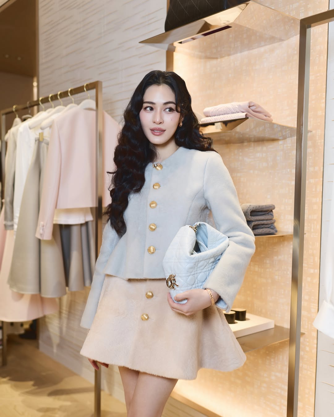 หลิงหลิง - ศิริลักษณ์ คอง