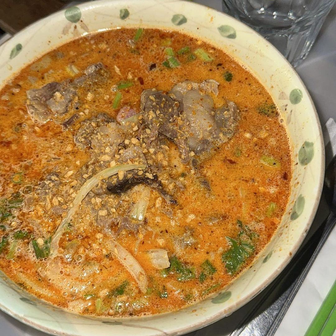 มิ้นท์ - ณัฐวรา วงศ์วาสนา